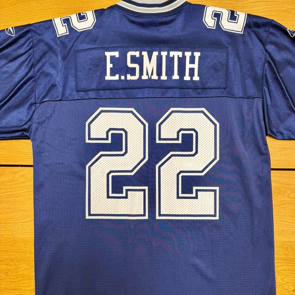 VINTAGE E. Smith #22 Men's Football Jersey